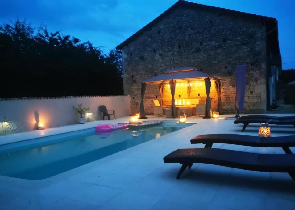 Gite Petit Coin De Paradis Les Alleuds  Exterior photo